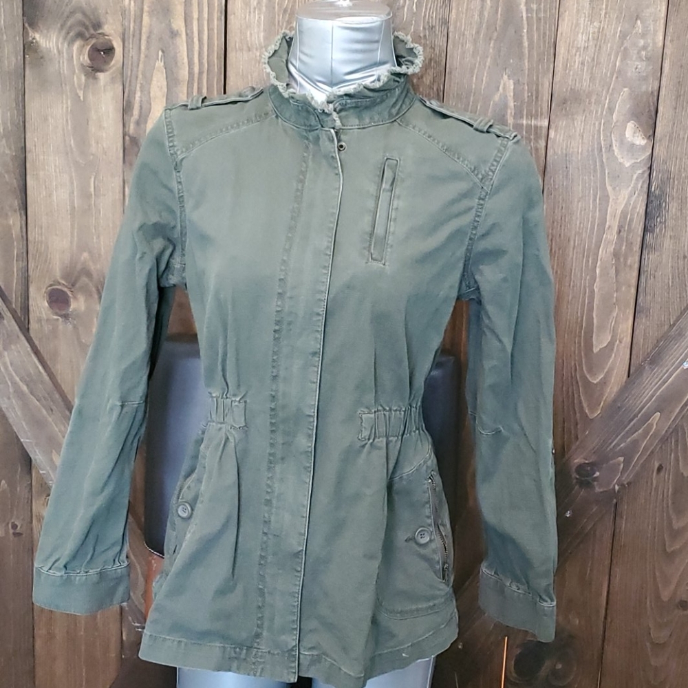 Army green lightweight canvas jacket